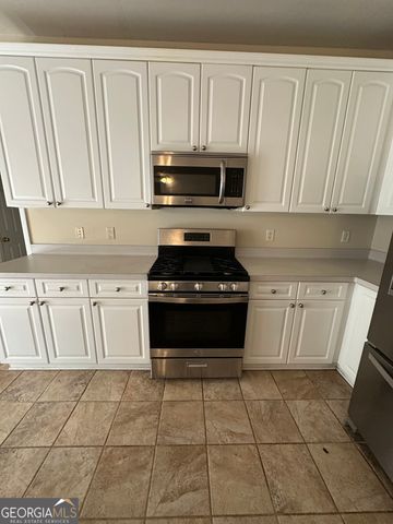 805 Chelsea Wood Court, Stockbridge, GA 30281