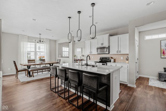 6680 Park Grove Boulevard, Whitestown, IN 46075