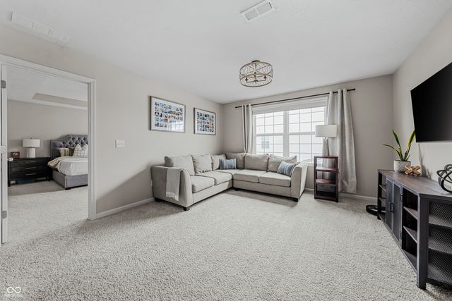 6680 Park Grove Boulevard, Whitestown, IN 46075