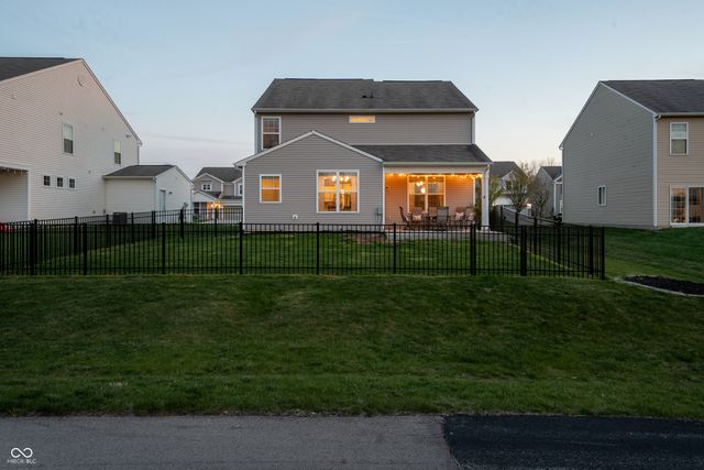 6680 Park Grove Boulevard, Whitestown, IN 46075