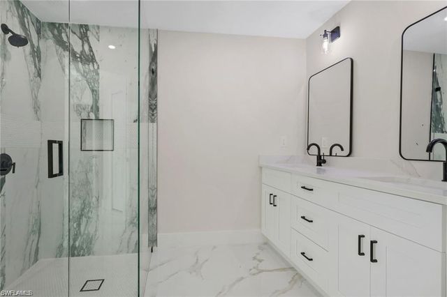 436 41st Ave NE, Naples, FL 34120