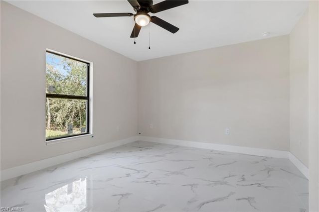 436 41st Ave NE, Naples, FL 34120