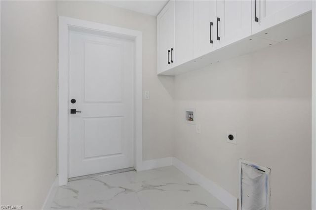 436 41st Ave NE, Naples, FL 34120