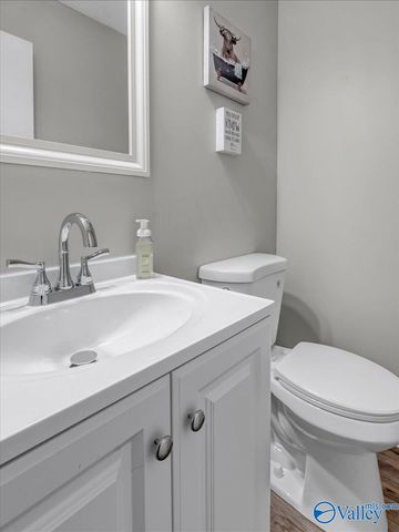 335 Delynn Drive, Hazel Green, AL 35750
