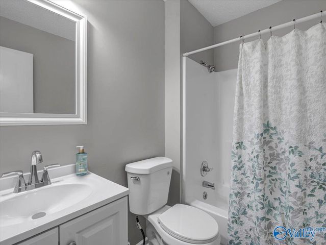 335 Delynn Drive, Hazel Green, AL 35750
