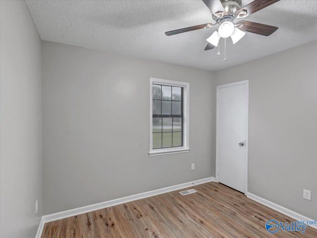 335 Delynn Drive, Hazel Green, AL 35750