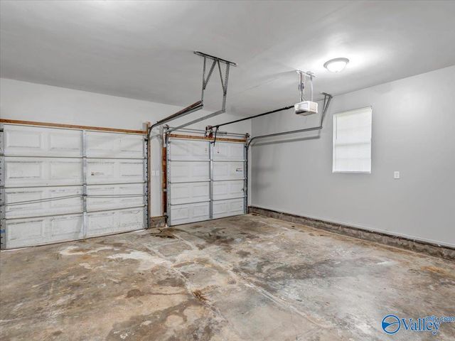 335 Delynn Drive, Hazel Green, AL 35750