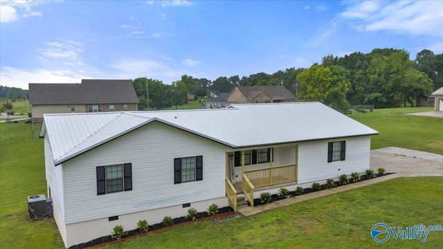 335 Delynn Drive, Hazel Green, AL 35750