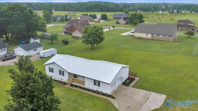 335 Delynn Drive, Hazel Green, AL 35750