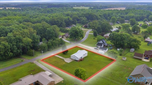 335 Delynn Drive, Hazel Green, AL 35750