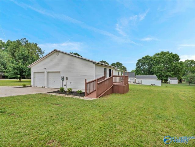 335 Delynn Drive, Hazel Green, AL 35750