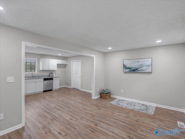 335 Delynn Drive, Hazel Green, AL 35750