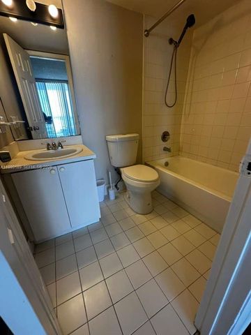 2935 NE 163rd St 60, North Miami Beach, FL 33160