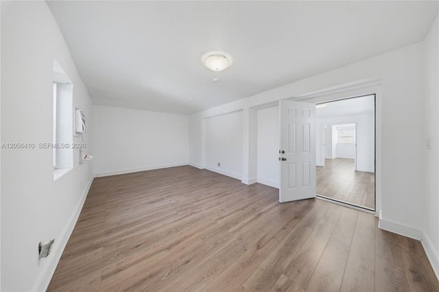 76 W 14 St, Hialeah, FL 33010