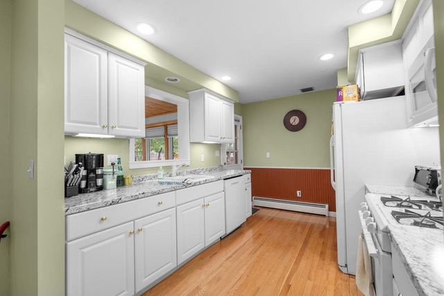12 Wheaton Drive, Nashua, NH 03063