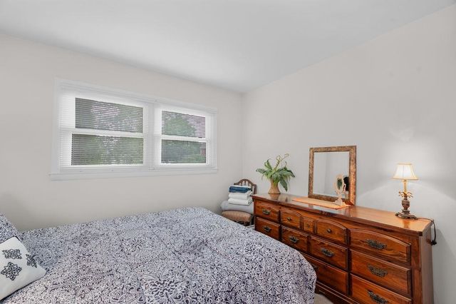 12 Wheaton Drive, Nashua, NH 03063