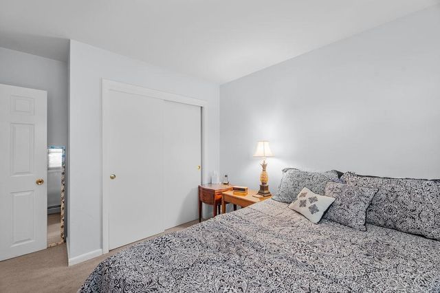 12 Wheaton Drive, Nashua, NH 03063