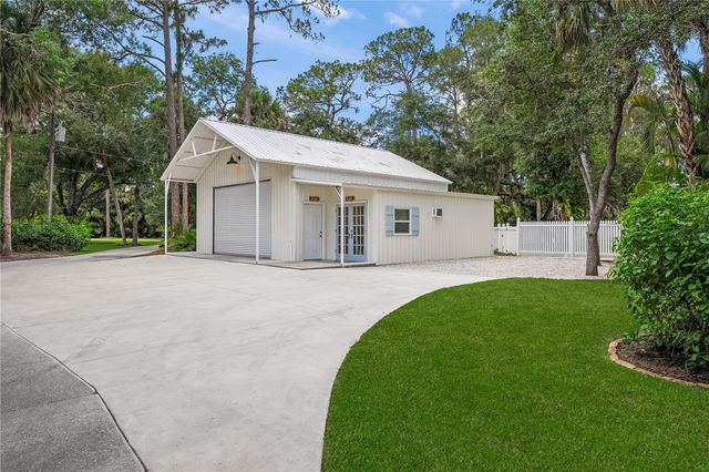 2810 SARASOTA GOLF CLUB BOULEVARD, Sarasota, FL 34240