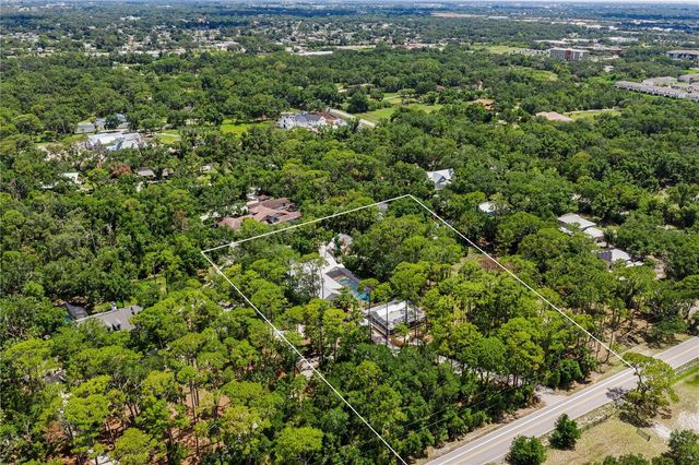 2810 SARASOTA GOLF CLUB BOULEVARD, Sarasota, FL 34240