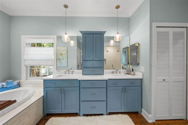 2810 SARASOTA GOLF CLUB BOULEVARD, Sarasota, FL 34240