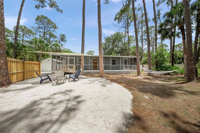 2810 SARASOTA GOLF CLUB BOULEVARD, Sarasota, FL 34240