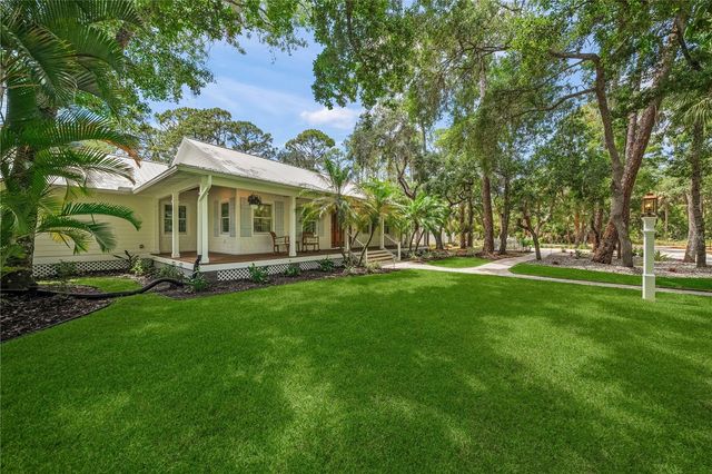 2810 SARASOTA GOLF CLUB BOULEVARD, Sarasota, FL 34240