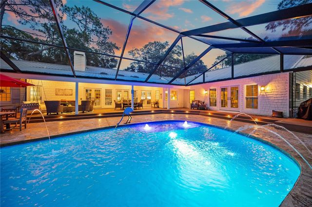2810 SARASOTA GOLF CLUB BOULEVARD, Sarasota, FL 34240