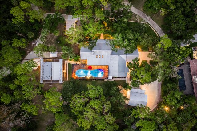 2810 SARASOTA GOLF CLUB BOULEVARD, Sarasota, FL 34240