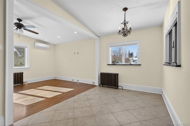 35 Birch Street, Locust Valley, NY 11560