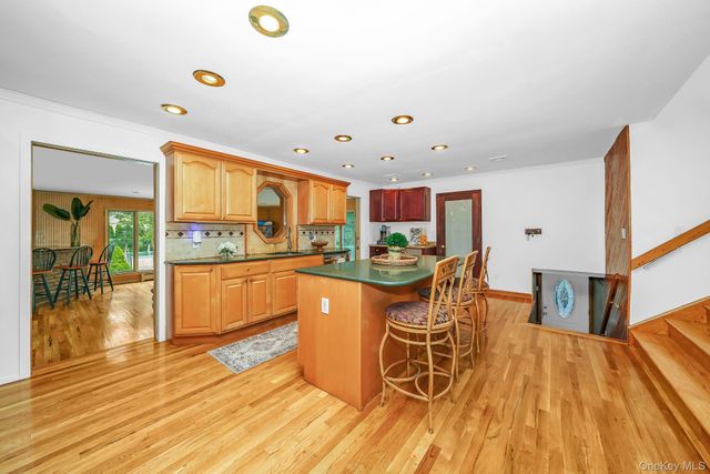 2 Village Drive W, Dix Hills, NY 11746