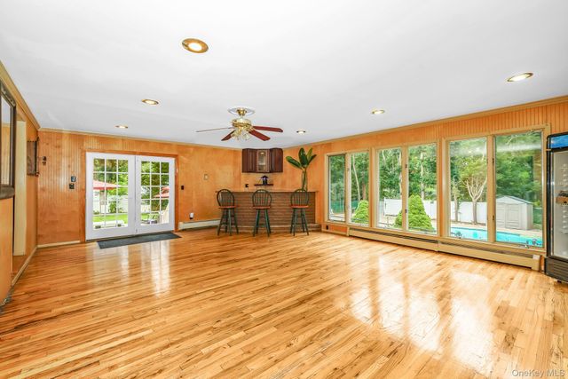 2 Village Drive W, Dix Hills, NY 11746