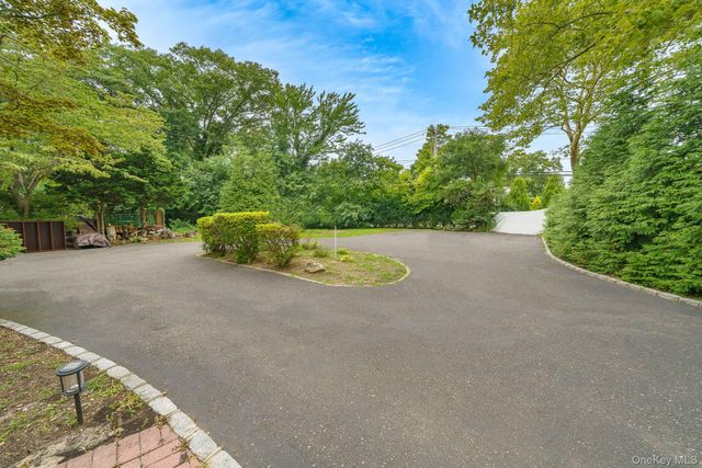 2 Village Drive W, Dix Hills, NY 11746