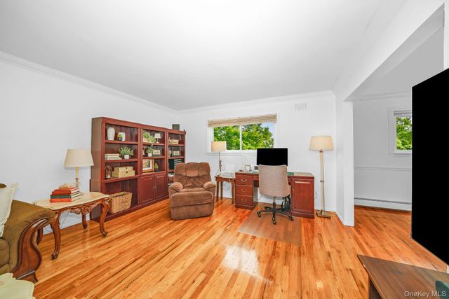 2 Village Drive W, Dix Hills, NY 11746