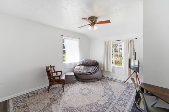 1006 Leland Avenue, Des Moines, IA 50315