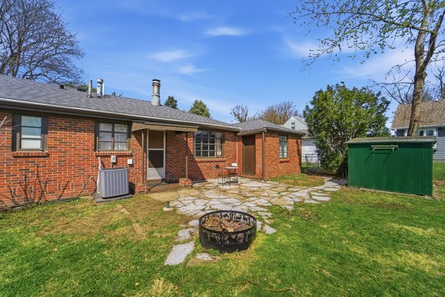 1006 Leland Avenue, Des Moines, IA 50315