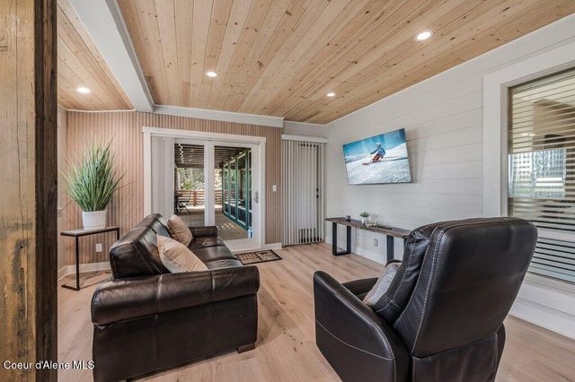 614 Granite Ridge DR, Sandpoint, ID 83864