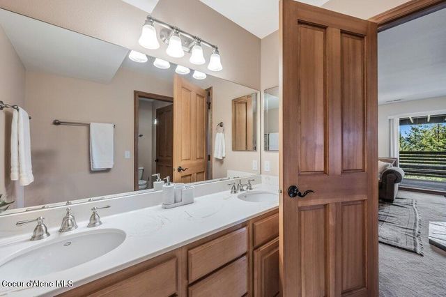 614 Granite Ridge DR, Sandpoint, ID 83864
