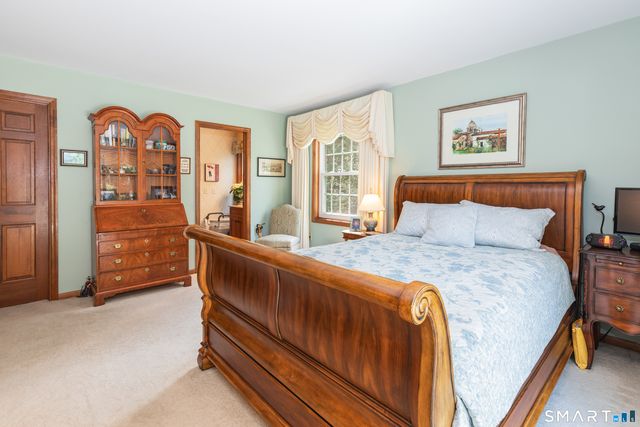 35 Woodbury Hill 35, Woodbury, CT 06798