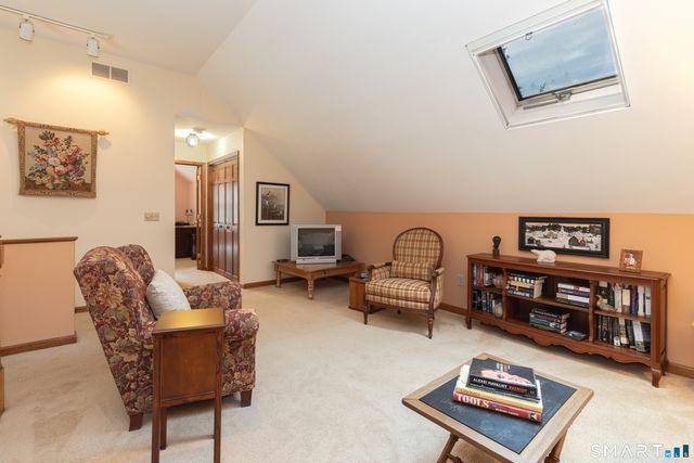 35 Woodbury Hill 35, Woodbury, CT 06798