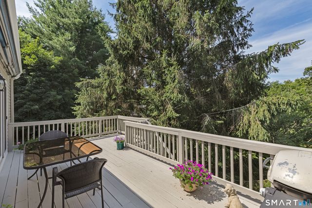 35 Woodbury Hill 35, Woodbury, CT 06798
