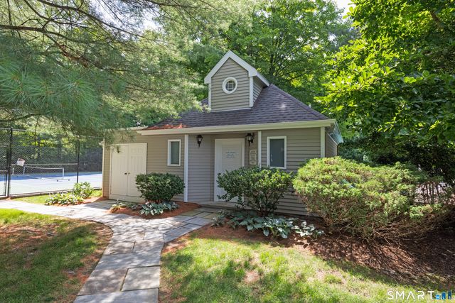 35 Woodbury Hill 35, Woodbury, CT 06798