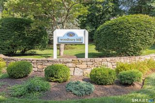 35 Woodbury Hill 35, Woodbury, CT 06798