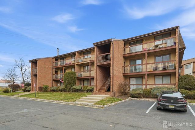 307 Edison Glen Terrace, Edison, NJ 08837