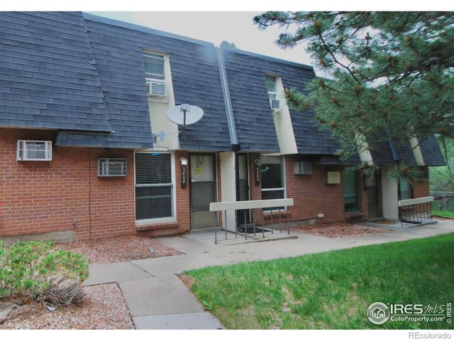 5808 S Pearl Street, Centennial, CO 80121