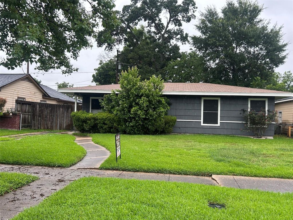 7655 El Rancho Street, Houston, TX 77087