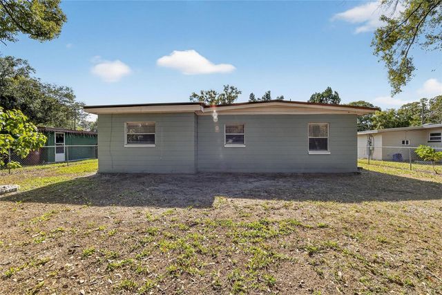 1608 W BALL STREET, Plant City, FL 33563