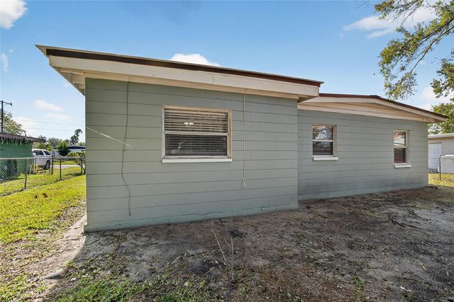 1608 W BALL STREET, Plant City, FL 33563