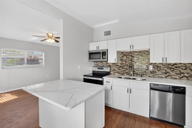 1608 W BALL STREET, Plant City, FL 33563