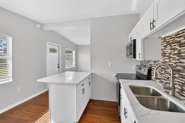 1608 W BALL STREET, Plant City, FL 33563