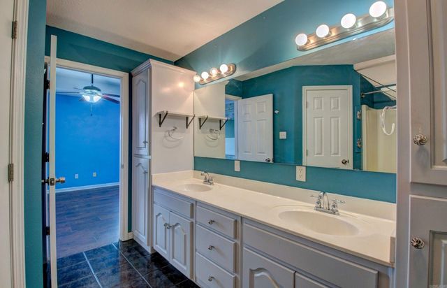 320 Juanita Drive, Lonoke, AR 72086